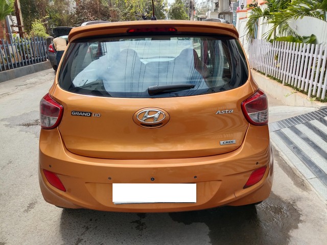 Second-hand 2013 Hyundai Grand i10 CRDi Asta for sale in Hyderabad-2
