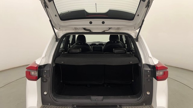 Second-hand 2022 Nissan Magnite Turbo XV Premium for sale in Pune-9