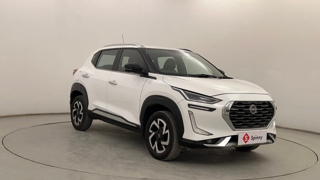 Second-hand 2022 Nissan Magnite Turbo XV Premium for sale in Pune-1