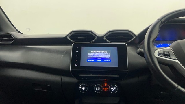 Second-hand 2022 Nissan Magnite Turbo XV Premium for sale in Pune-30