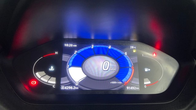 Second-hand 2022 Nissan Magnite Turbo XV Premium for sale in Pune-13