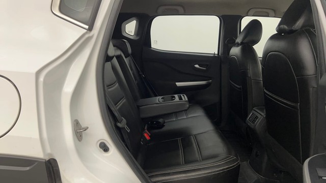 Second-hand 2022 Nissan Magnite Turbo XV Premium for sale in Pune-25