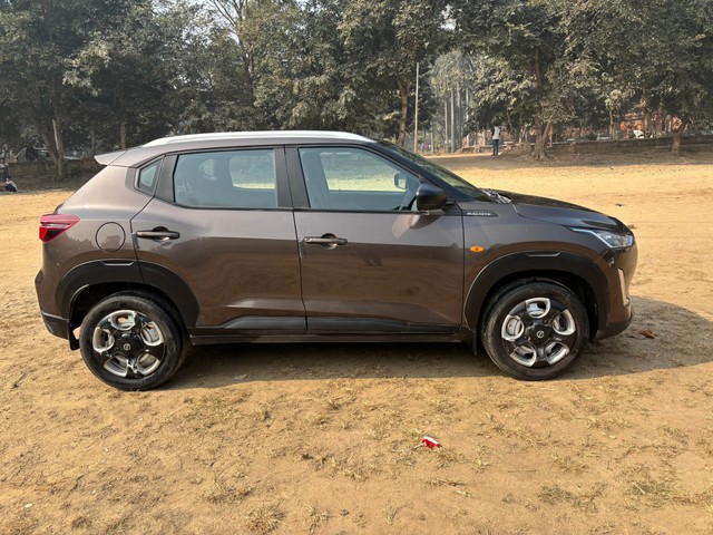 Second-hand 2023 Nissan Magnite XE for sale in Lucknow-1