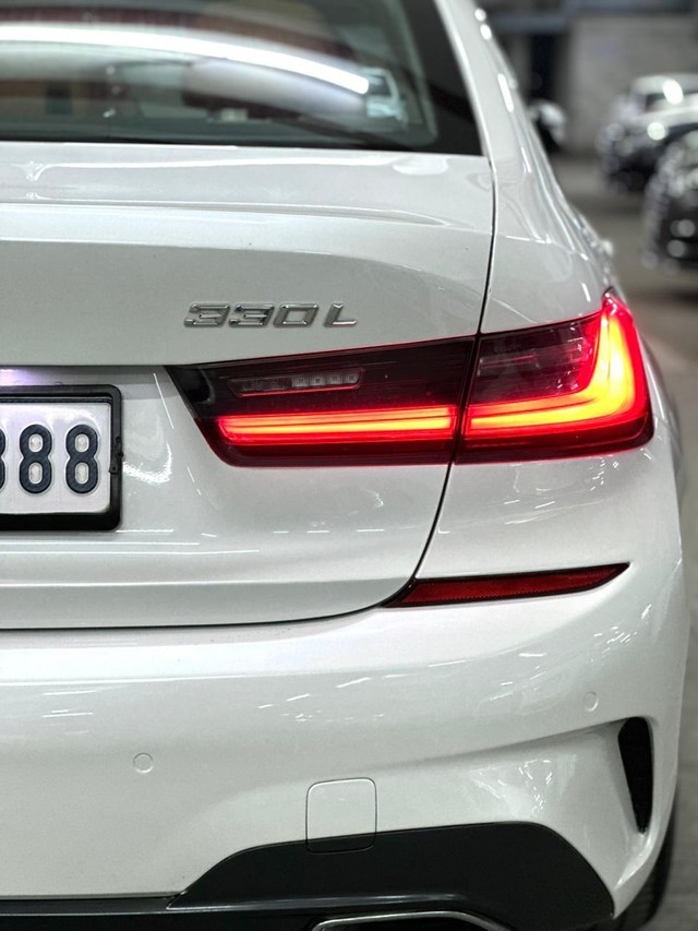Second-hand 2021 BMW 3 Series 330i M Sport for sale in Mumbai-27