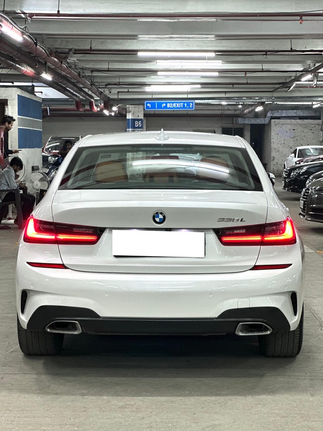 Second-hand 2021 BMW 3 Series 330i M Sport for sale in Mumbai-1