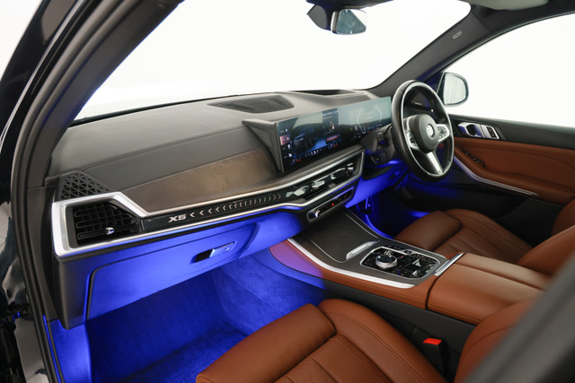 Second-hand 2023 BMW X5 xDrive 40i M Sport for sale in Gurgaon-13