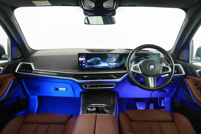 Second-hand 2023 BMW X5 xDrive 40i M Sport for sale in Gurgaon-12