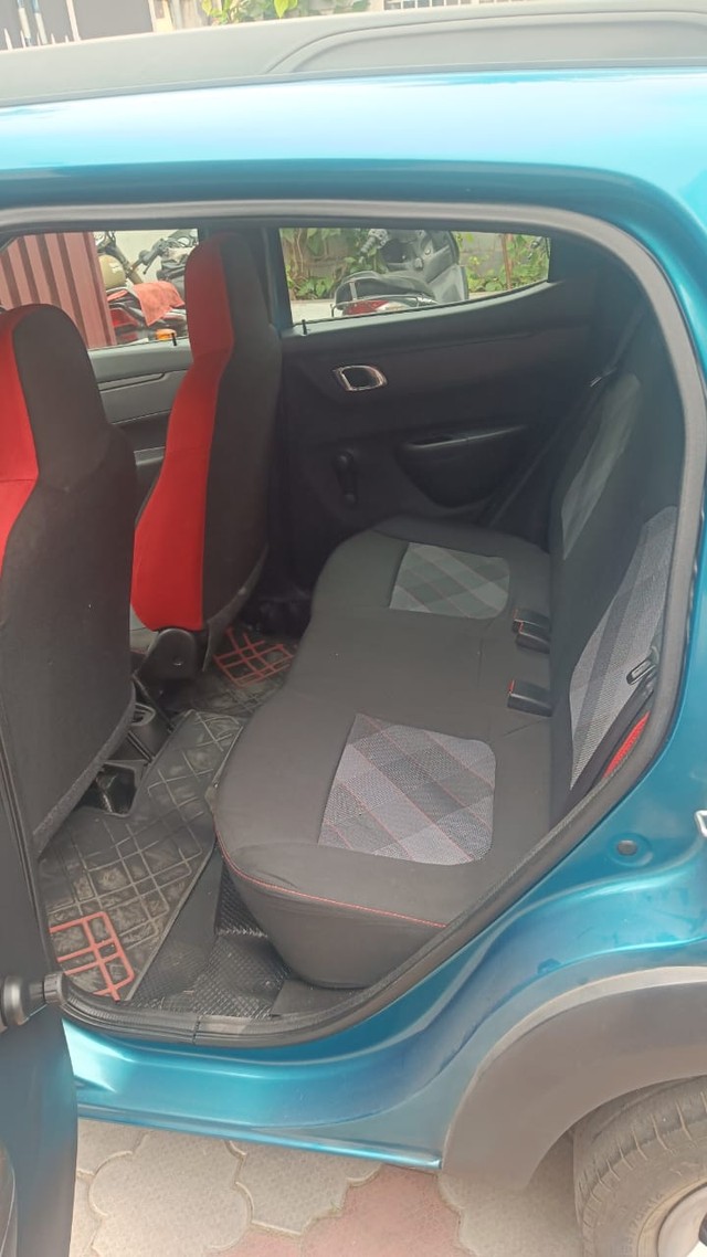 Second-hand 2019 Renault KWID 1.0 RXT for sale in Coimbatore-10