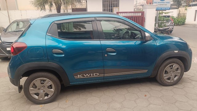 Second-hand 2019 Renault KWID 1.0 RXT for sale in Coimbatore-11