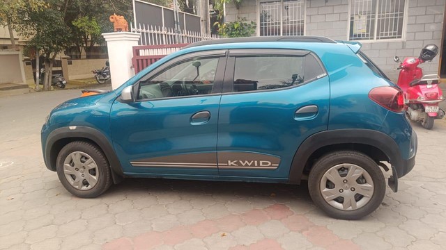 Second-hand 2019 Renault KWID 1.0 RXT for sale in Coimbatore-12