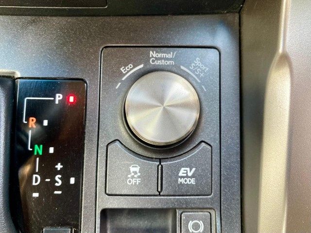 Second-hand 2018 Lexus NX 300h for sale in New Delhi-10