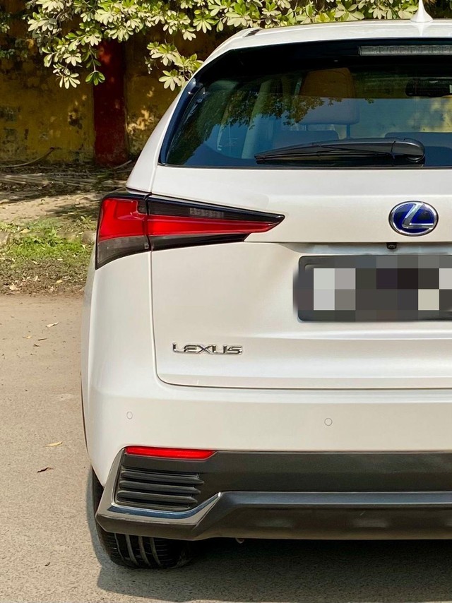 Second-hand 2018 Lexus NX 300h for sale in New Delhi-2