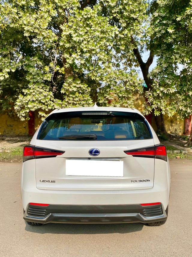 Second-hand 2018 Lexus NX 300h for sale in New Delhi-22