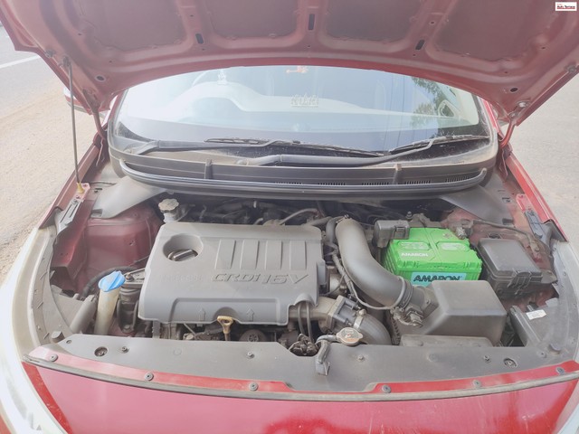 Second-hand 2015 Hyundai i20 Asta 1.4 CRDi for sale in Nellore-6