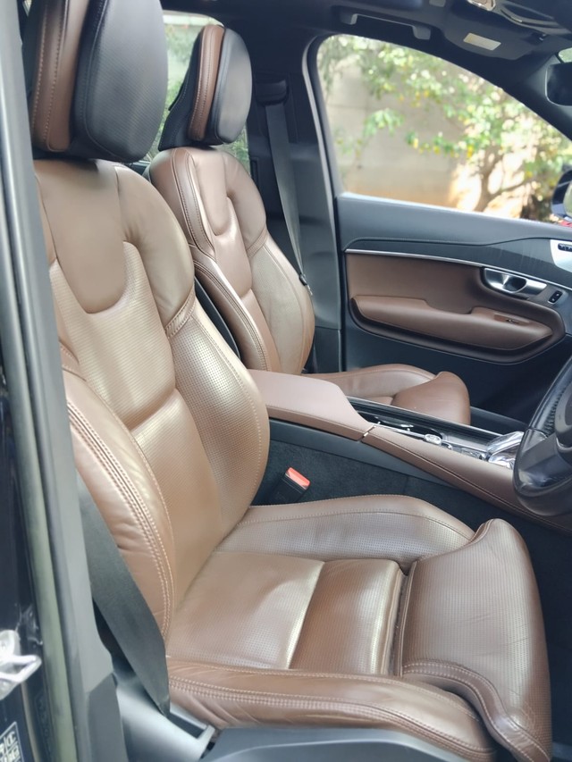 Second-hand 2022 Volvo XC90 B6 Inscription 7STR for sale in Chennai-10