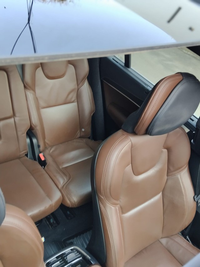 Second-hand 2022 Volvo XC90 B6 Inscription 7STR for sale in Chennai-6