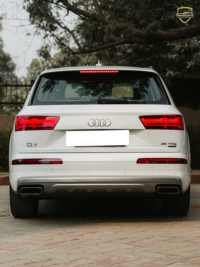 Second-hand 2019 Audi Q7 40 TFSI Quattro Technology for sale in New Delhi-1