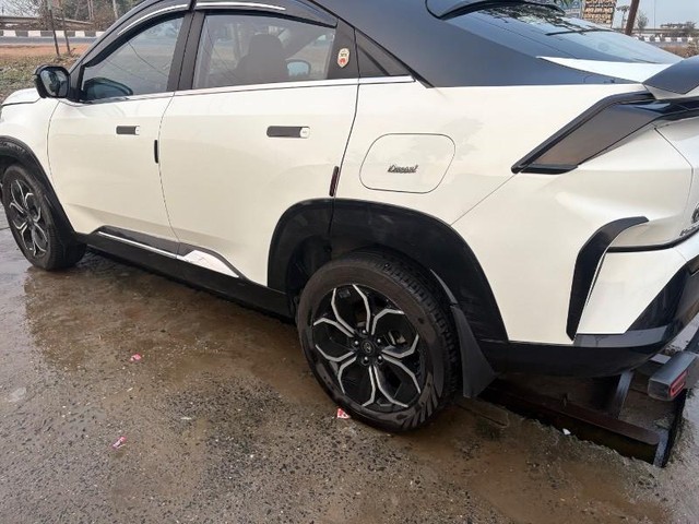 Second-hand 2025 Tata Curvv Accomplished S Diesel for sale in Purnia-4