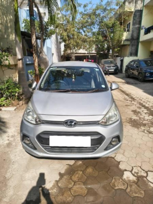 Second-hand 2015 Hyundai i10 Magna 1.1L for sale in Lucknow-2