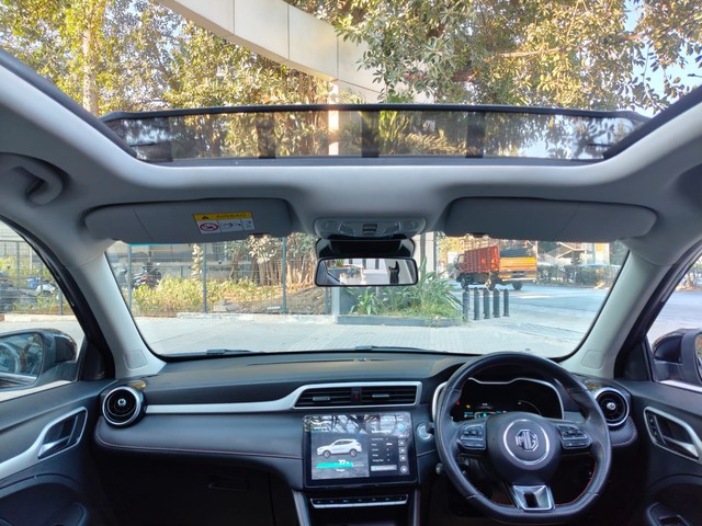 Second-hand 2023 MG ZS EV Exclusive for sale in Bangalore-18