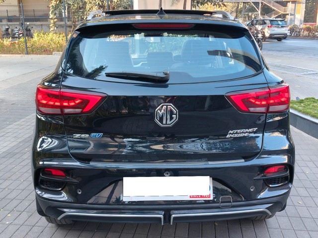 Second-hand 2023 MG ZS EV Exclusive for sale in Bangalore-1