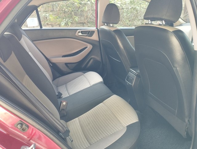 Second-hand 2018 Hyundai i20 1.2 Asta for sale in Coimbatore-12