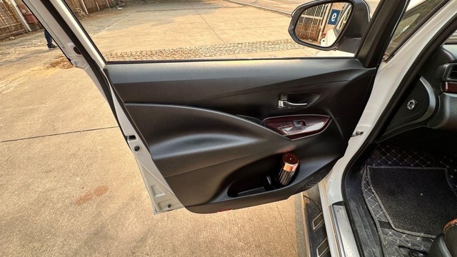 Second-hand 2022 Toyota Innova Crysta 2.4 GX 7 STR AT for sale in New Delhi-8