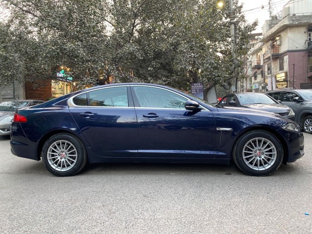 Second-hand 2016 Jaguar XF 2.0 Litre Petrol for sale in New Delhi-1