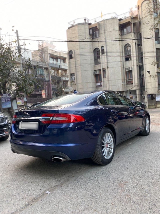 Second-hand 2016 Jaguar XF 2.0 Litre Petrol for sale in New Delhi-12