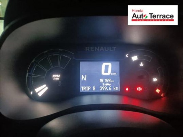 Second-hand 2023 Renault KWID RXT for sale in Kolkata-4
