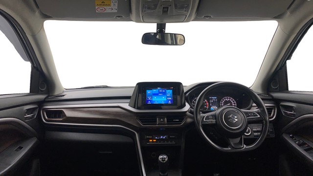 Second-hand 2023 Maruti Brezza Zxi CNG for sale in Hyderabad-10