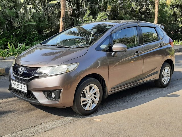 Second-hand 2015 Honda Jazz 1.2 VX i VTEC for sale in Mumbai-9