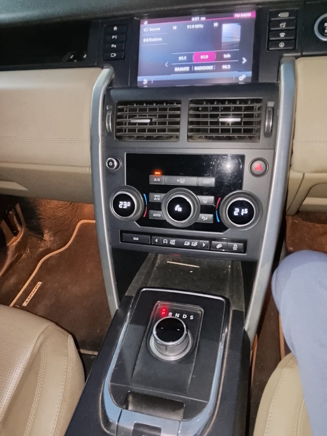 Second-hand 2016 Land Rover Discovery Sport TD4 HSE for sale in Nagpur-6