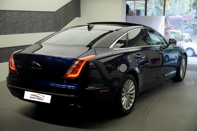 Second-hand 2017 Jaguar XJ 2.0L Portfolio for sale in New Delhi-5