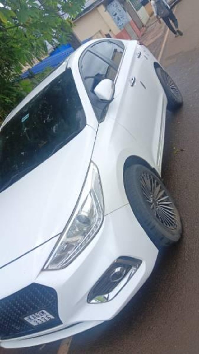Second-hand 2018 Hyundai Verna CRDi 1.6 SX for sale in Belgaum-3