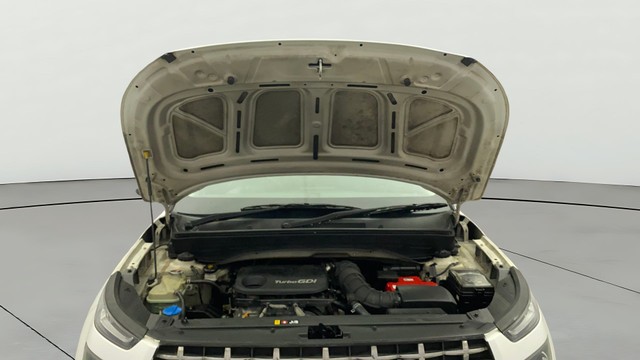 Second-hand 2019 Hyundai Venue SX Turbo BSIV for sale in Kochi-9