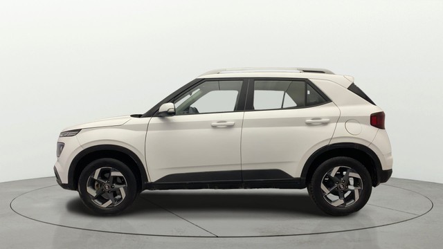 Second-hand 2019 Hyundai Venue SX Turbo BSIV for sale in Kochi-5