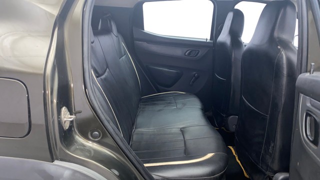 Second-hand 2016 Renault KWID RXT Optional for sale in Kochi-16