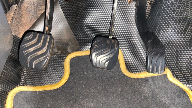 Second-hand 2016 Renault KWID RXT Optional for sale in Kochi-14