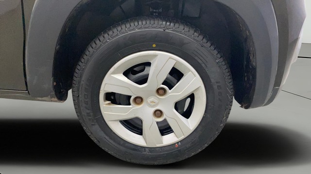 Second-hand 2016 Renault KWID RXT Optional for sale in Kochi-23