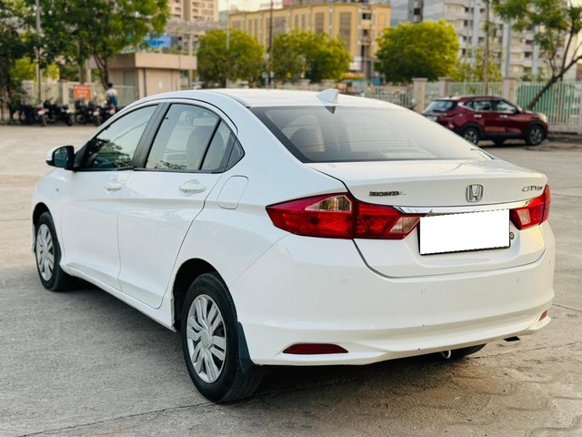 Second-hand 2014 Honda City i DTEC SV for sale in Ahmedabad-9