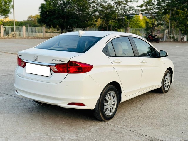Second-hand 2014 Honda City i DTEC SV for sale in Ahmedabad-8