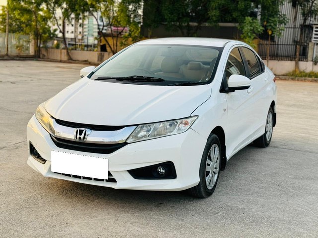 Second-hand 2014 Honda City i DTEC SV for sale in Ahmedabad-4