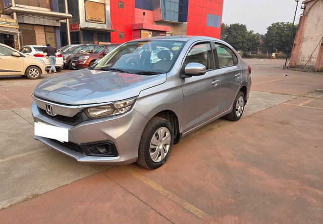 Honda Amaze Exclusive Edition CVT Diesel Second-hand 2021 Honda Amaze Exclusive Edition CVT Diesel for sale in New Delhi-0