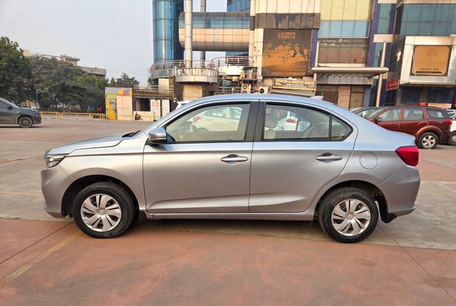 Honda Amaze Exclusive Edition CVT Diesel Second-hand 2021 Honda Amaze Exclusive Edition CVT Diesel for sale in New Delhi-2