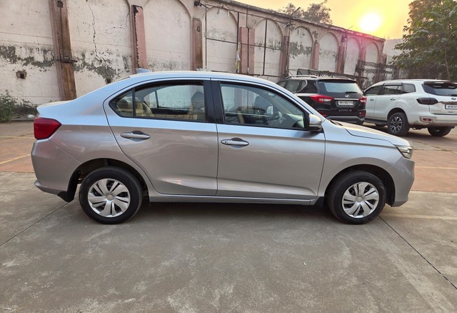 Honda Amaze Exclusive Edition CVT Diesel Second-hand 2021 Honda Amaze Exclusive Edition CVT Diesel for sale in New Delhi-6