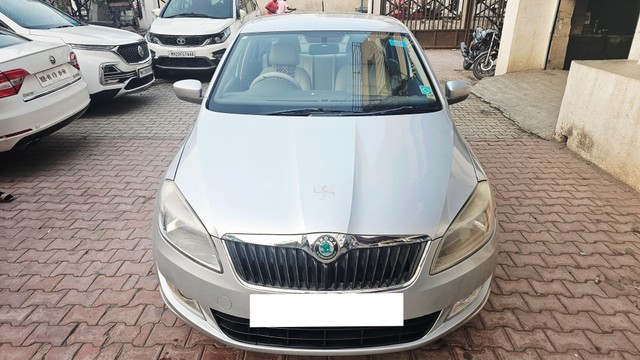 Second-hand 2012 Skoda Rapid 1.6 MPI AT Elegance for sale in Pune-3
