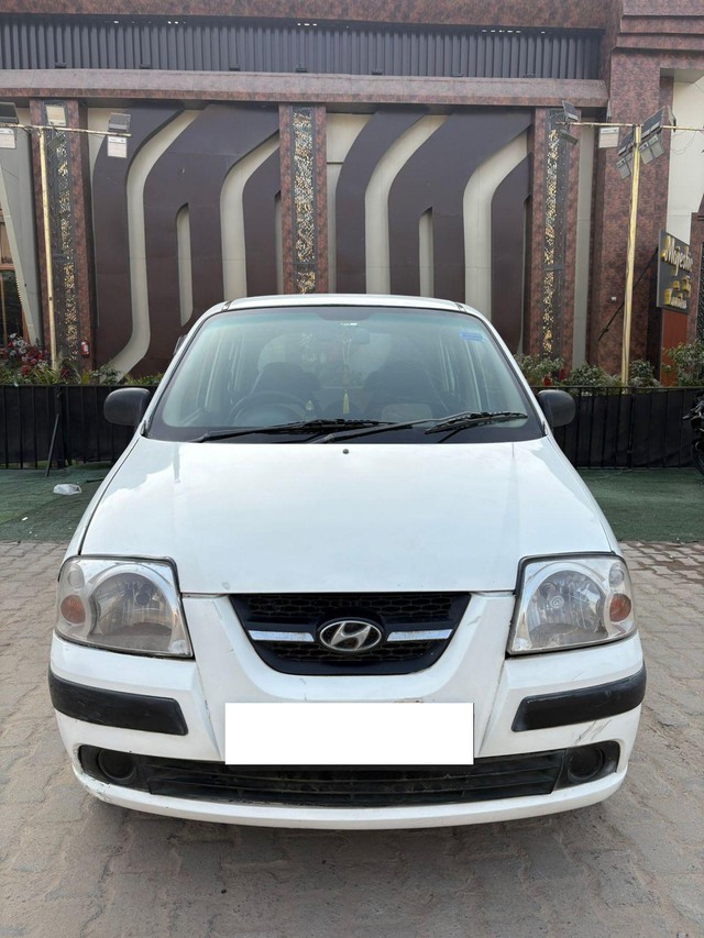 Second-hand 2011 Hyundai Santro Xing GLS for sale in New Delhi-4
