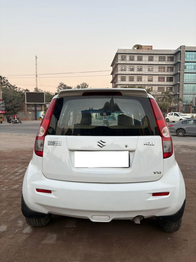 Second-hand 2013 Maruti Ritz LXi for sale in New Delhi-2