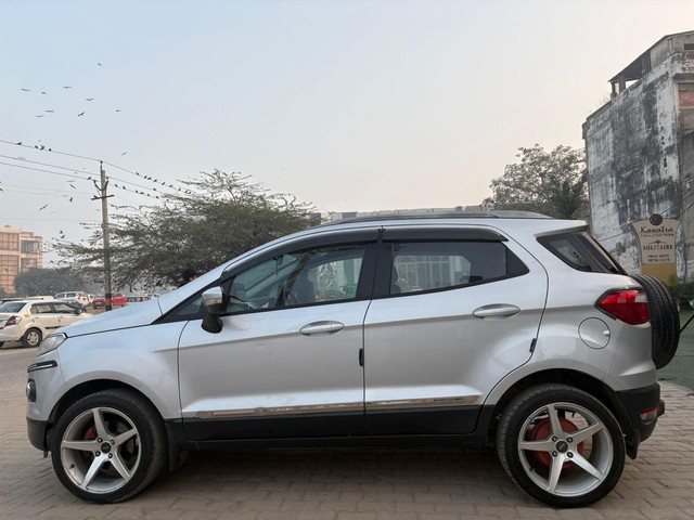 Second-hand 2014 Ford Ecosport 1.0 Ecoboost Titanium for sale in New Delhi-5